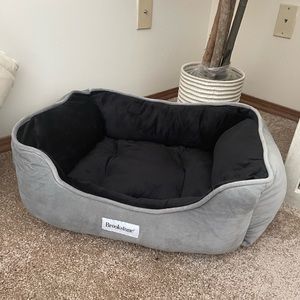 Brookstone grey and black reversible pet bed